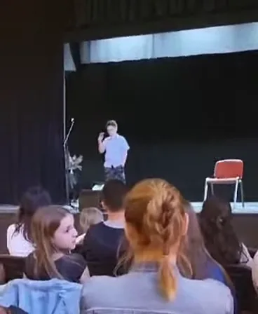 Video: Tilen